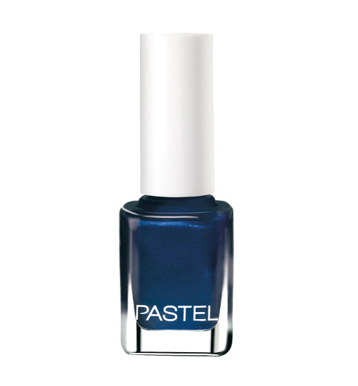 Pastel Nail Polish Shimmering Blue 23